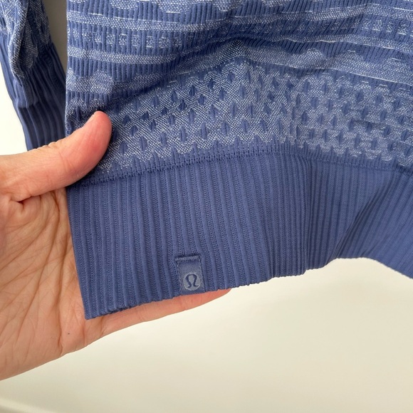 Lululemon Rest Less Hoodie
Gatsby Blue / White - Picture 12 of 14